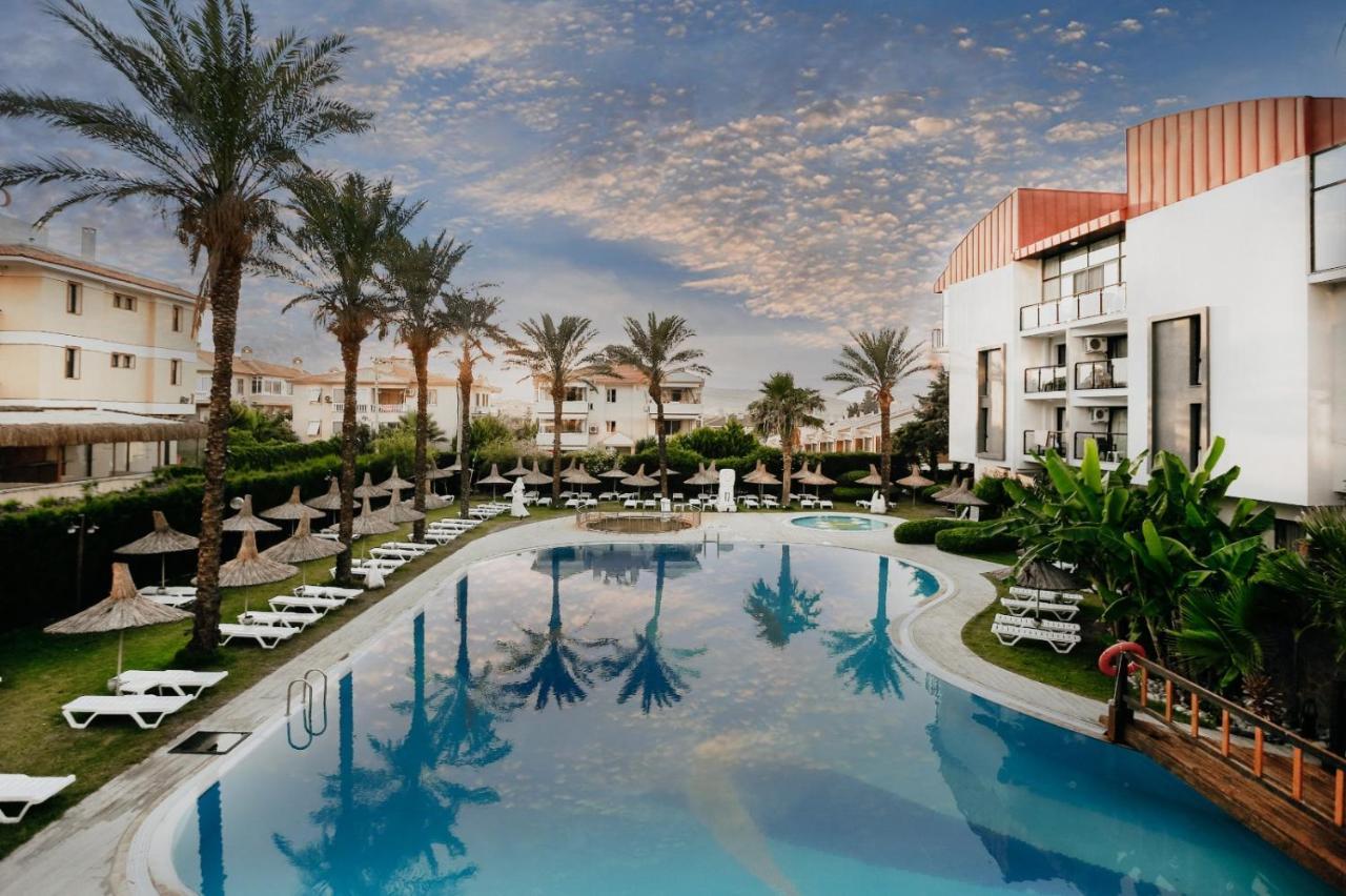 Piril Hotel Thermal&Beauty Spa Çeşme Kültér fotó